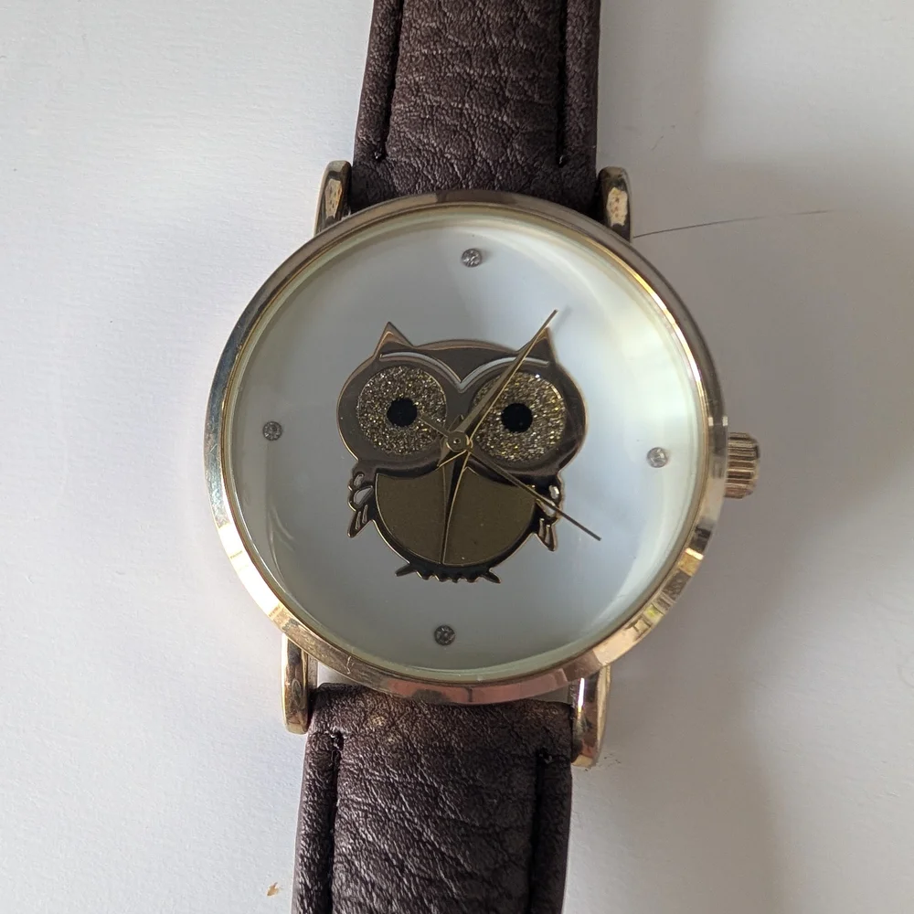Gold Tone Watch Owl with Gold Glitter Eyes